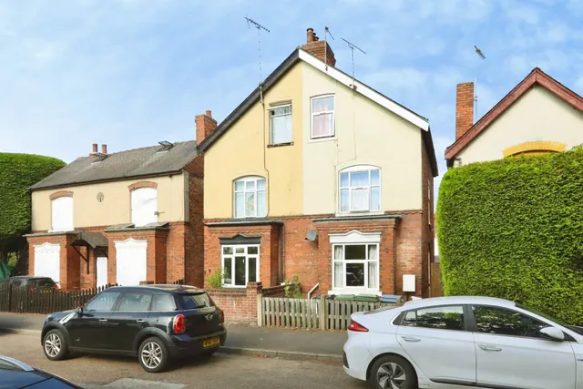 Victoria Road, Retford, photo 1