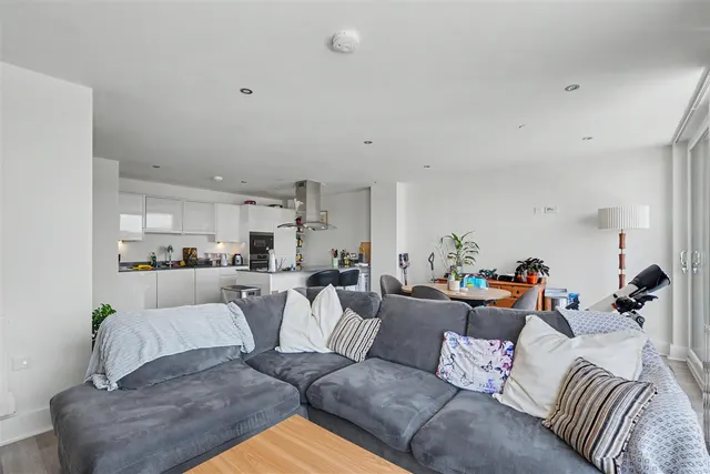 Wilmot Lane, Beeston, NG9, photo 2
