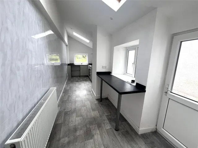 Market Street, Pembroke Dock, SA72, photo 3