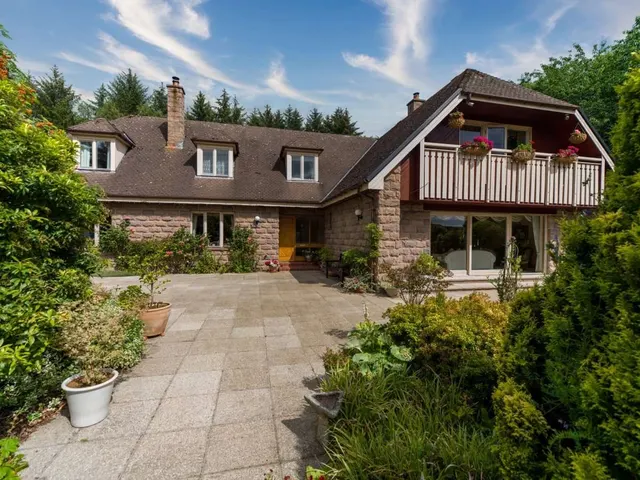Rowanbank, Drumoak, Banchory, Aberdeenshire, AB31 5AS, photo 1