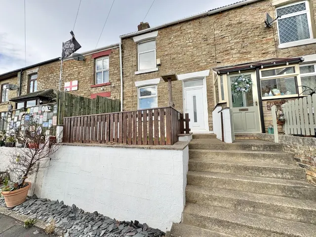 Jubilee Street, Toronto, DL14, photo 1