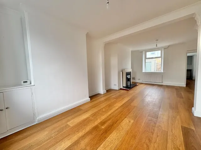 Jubilee Street, Toronto, DL14, photo 3