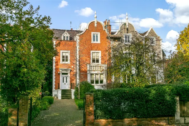 Queens Road, Richmond, TW10, photo 1
