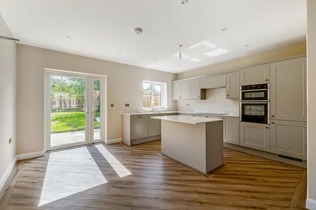 Photo 2 — Orchard Close, Chichester, PO18