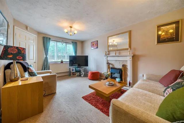 Swanton Close, Stubbington, photo 2