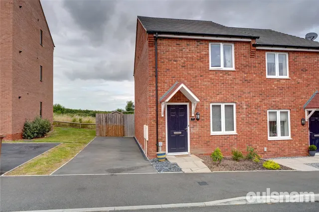 Lidsgreen Avenue, Copcut, Droitwich, Worcestershire, WR9 7UD, photo 1