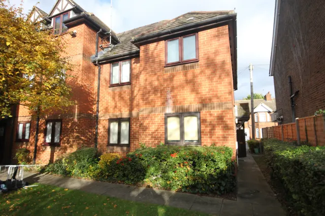 Leafields, Luton, LU3, photo 1