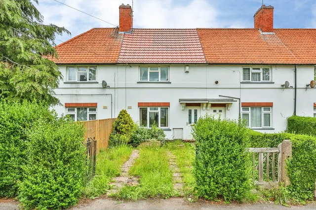 Manton Crescent, Nottingham, NG9, photo 1