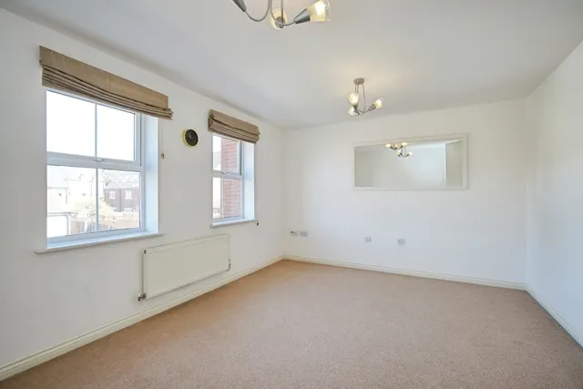 Oak Crescent, Ashby-de-la-Zouch, LE65, photo 2