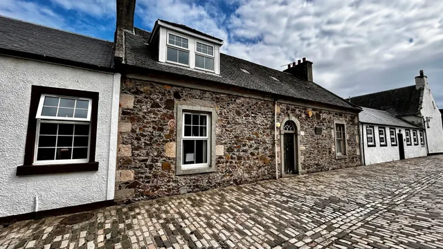 Glasgow Vennel, Irvine, photo 1
