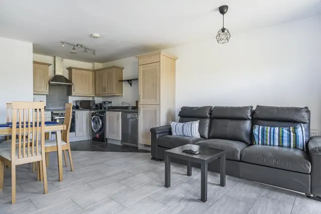 Mallory Road, Basingstoke, RG24, photo 3