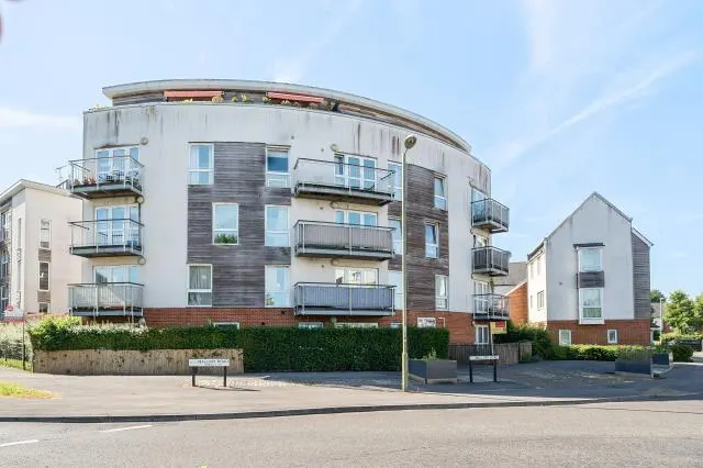 Mallory Road, Basingstoke, RG24, photo 1