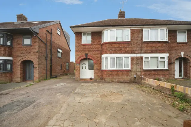 Ashcroft Road, Luton, photo 1