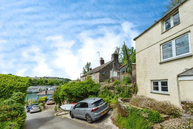Photo 2 — Main Street, Bodinnick - By - Fowey
