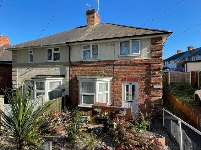 Warren Farm Road, Kingstanding, B44, photo 1