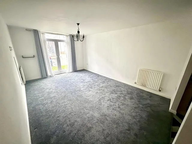 Coxhill Way, Aylesbury, HP21, photo 3