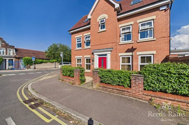 Spire Heights, Chesterfield, Derbyshire, S40, photo 1