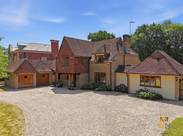Heronway, Shenfield, CM13, photo 1