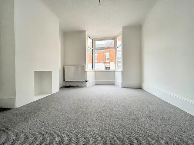 Station Road, Kettering, NN14, photo 2