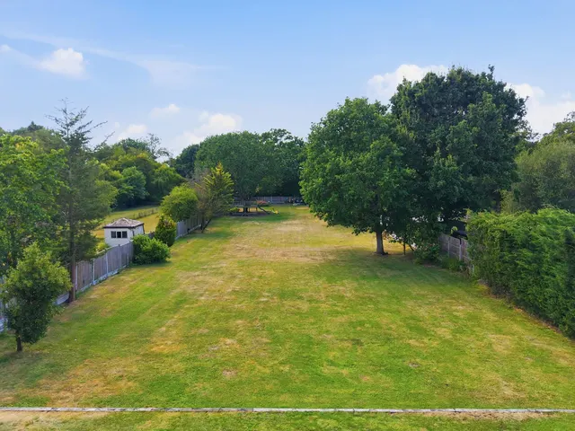 Noak Hill Road, Billericay, CM12, photo 3