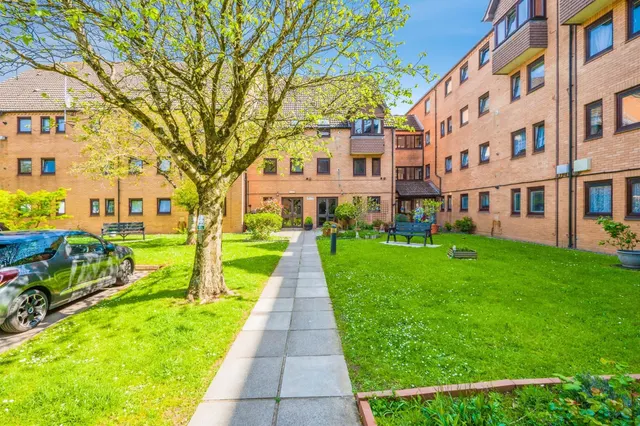 Wordsworth Avenue, Roath, CF24, photo 1