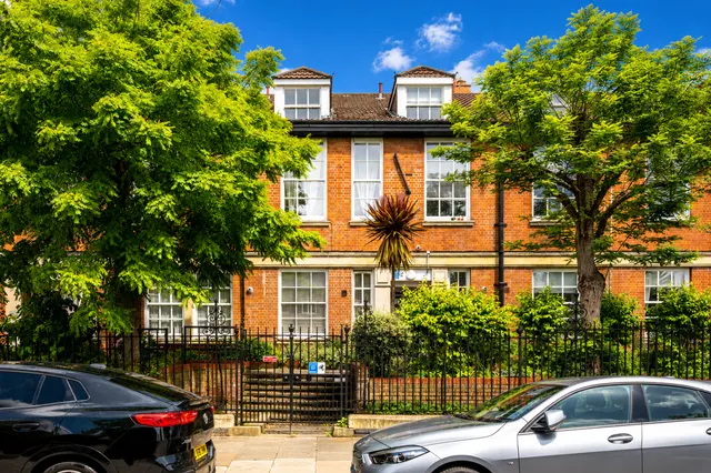 Photo 2 — Clement House, 135 Dalgarno Gardens, London, W10