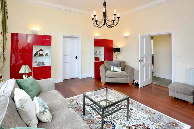 Ty Deri, Trebencyn Park, NP7, photo 2