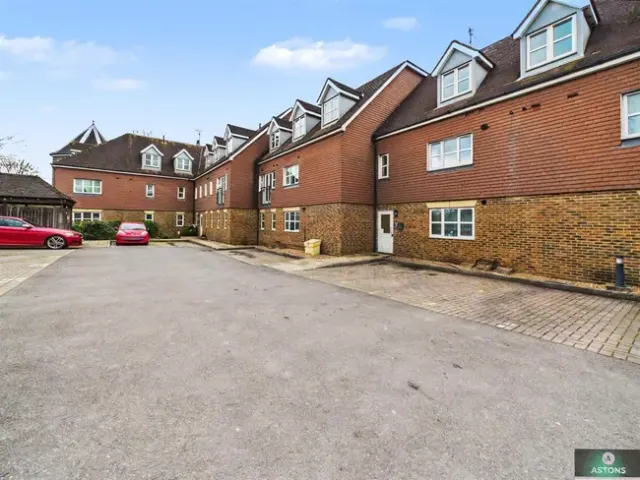 Kitsbridge House, Brookhill Road, Cop...