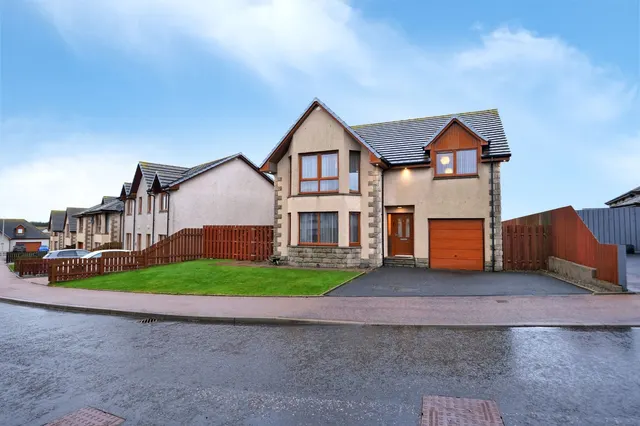 Megs Moss, Peterhead, AB42, photo 1