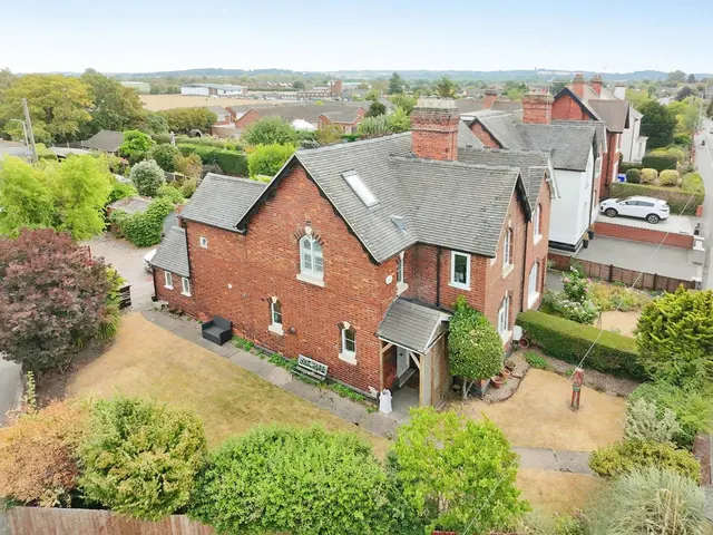 Rolleston Road, Burton-on-trent, DE13, photo 1