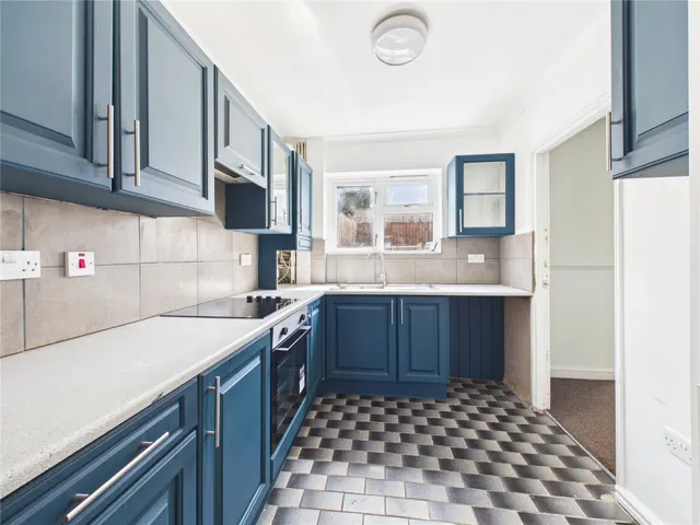 Maynard Close, Bristol, BS13, photo 2