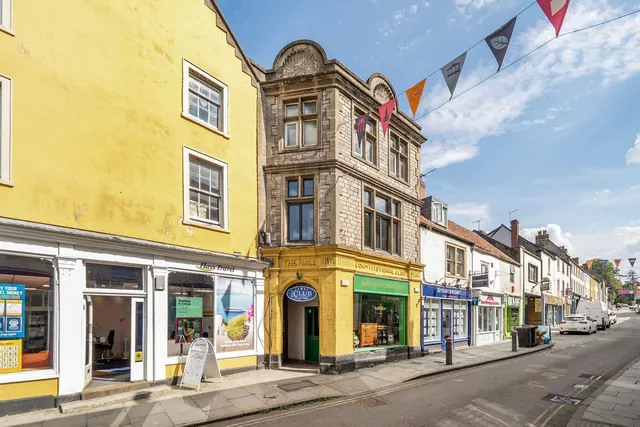 High Street, Shepton Mallet, BA4, photo 1