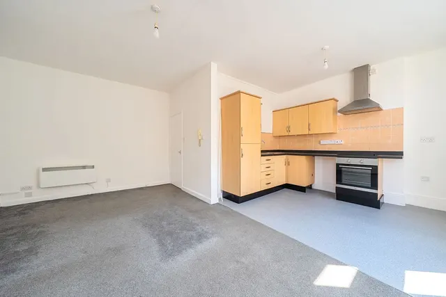 High Street, Shepton Mallet, BA4, photo 2