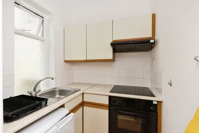 Priory Street, Cheltenham, GL52, photo 3