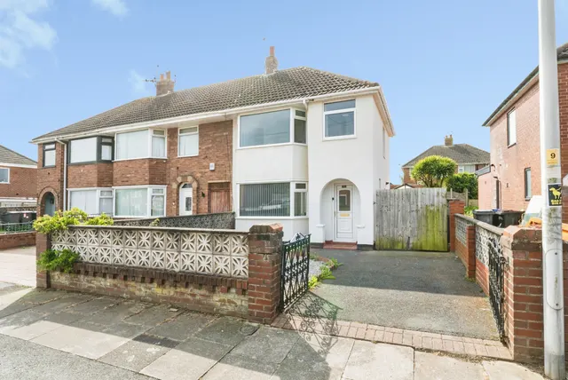 Rossington Avenue, Blackpool, FY2, photo 1