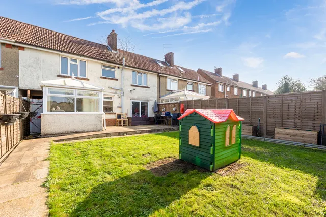 Photo 3 — Long Road, Mangotsfield, South Gloucestershire, BS16 9HG, Bristol
