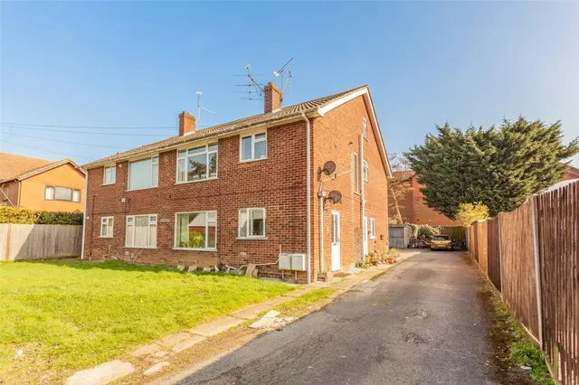 Sadlers Lane, Winnersh, RG41, photo 1