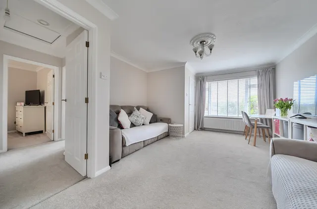 Ashleigh Close, Angmering, BN16, photo 3