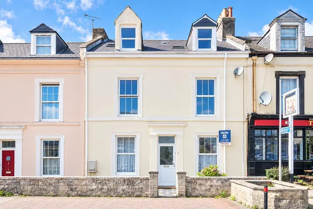 Charlotte Street, Morice Town, photo 1