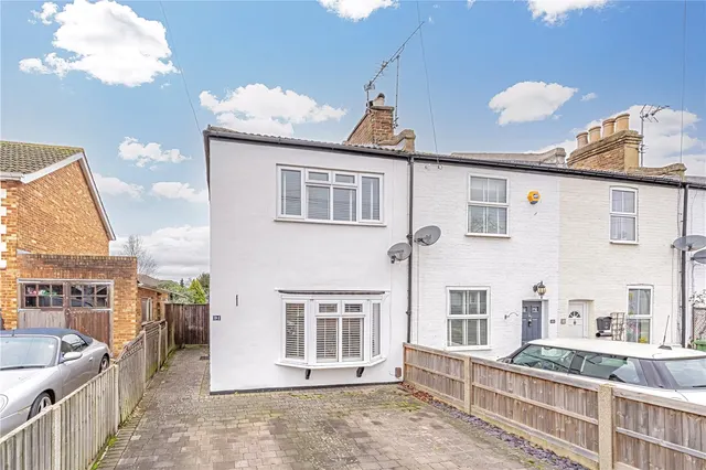 French Street, Sunbury-On-Thames, TW16 5JL, photo 1