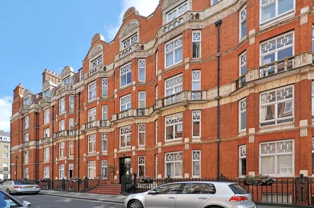 Montagu Mansions, Marylebone, W1U, photo 1