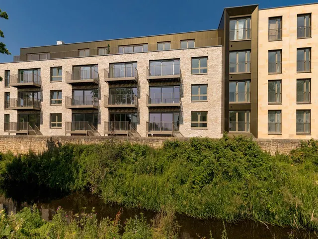Photo 2 — Murrayfield Park, 37 Corstorphine Road, Edinburgh, EH12 5QQ