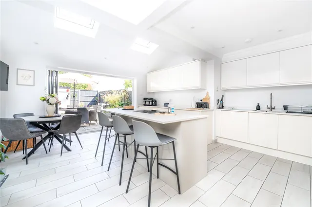 Photo 3 — Heathcroft Avenue, Sunbury On Thames, TW16 7TN
