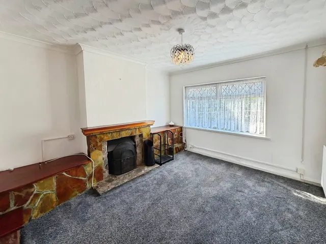 Galltcwm Terrace, Bryn, SA13, photo 2