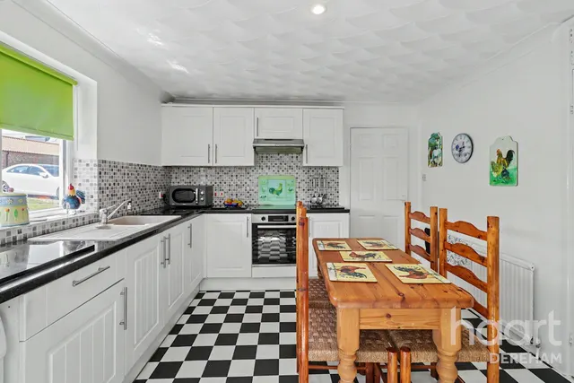 Fakenham Road, East Bilney, NR20, photo 3