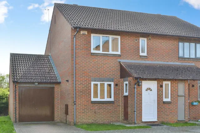 Hartdames, Shenley Brook End, MK5, photo 1