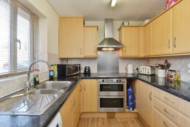 Hartdames, Shenley Brook End, MK5, photo 2