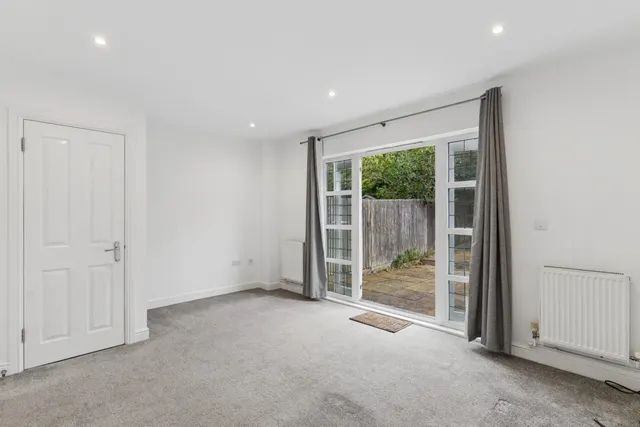 Photo 3 — Old Chapel Mews High Street, Codicote, Hitchin, SG4 8SY