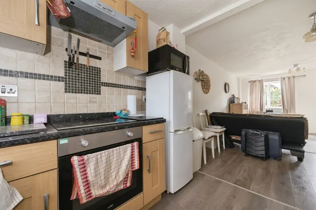 Dempsey Close, Southampton, SO19, photo 3