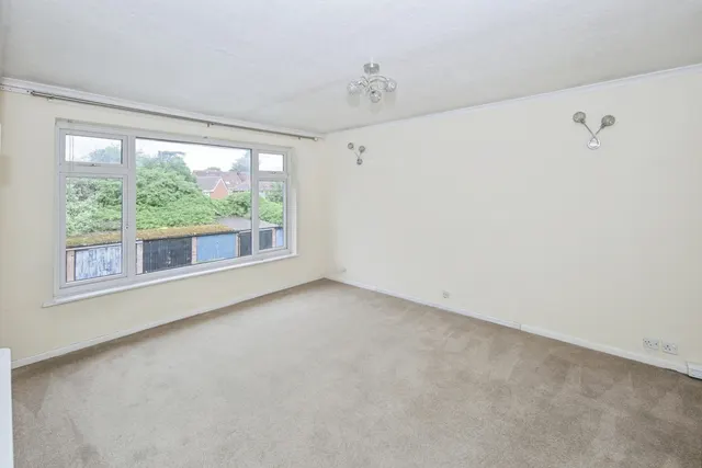 Photo 3 — Vesey Close, Water Orton, Birmingham, Warwickshire, B46